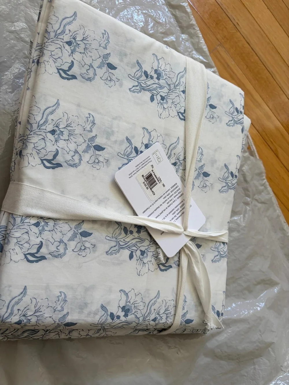 Pottery Barn White Sheet Set with Blue Floral Print